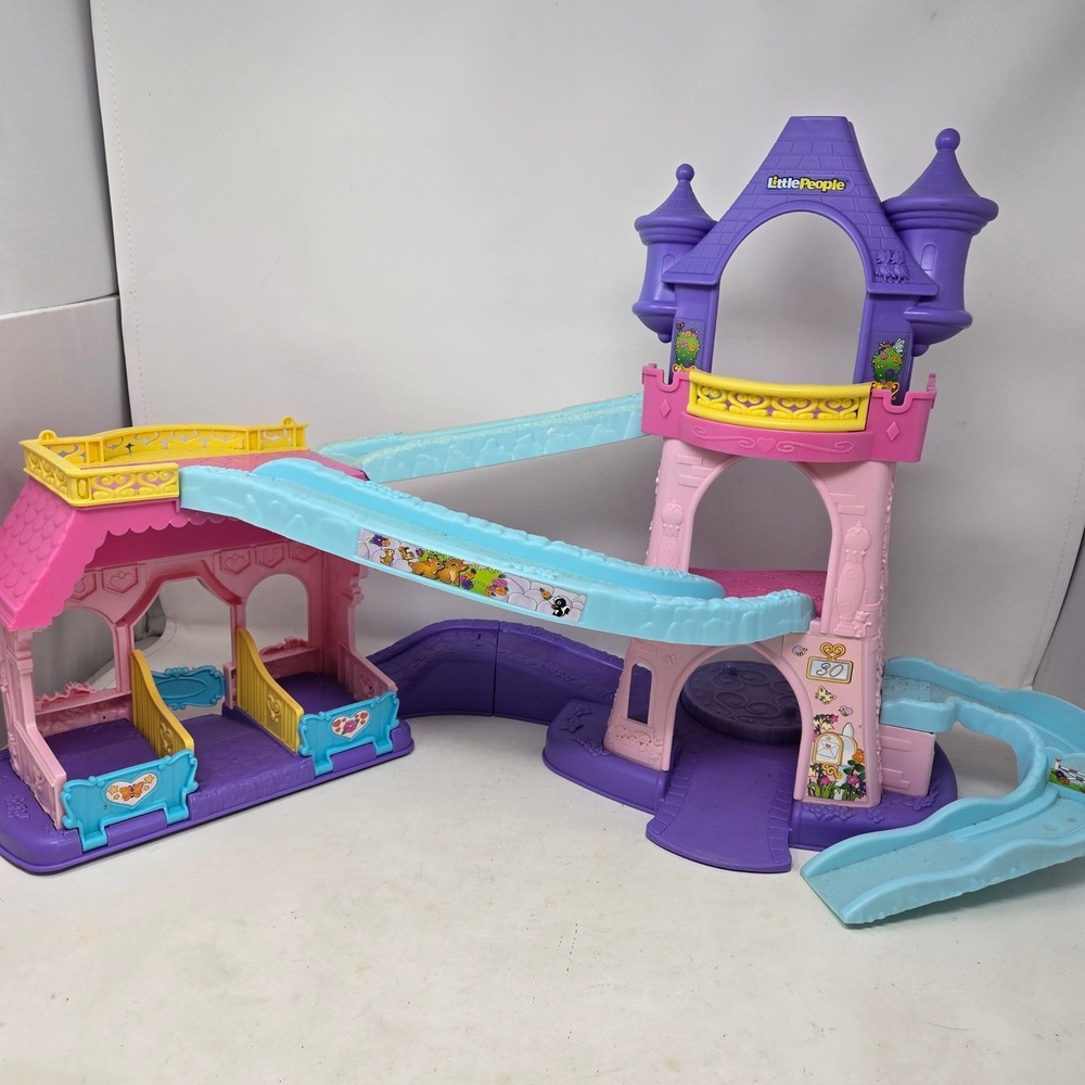 Fisher Price Little People Disney Princess Klip Klop Stable Castle Lights Sound